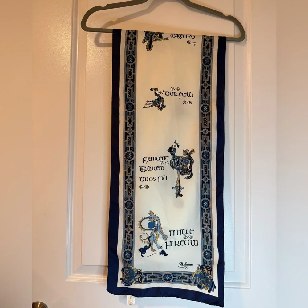 Celtic Renaissance Design Rectangle Scarf in Cream & Blue